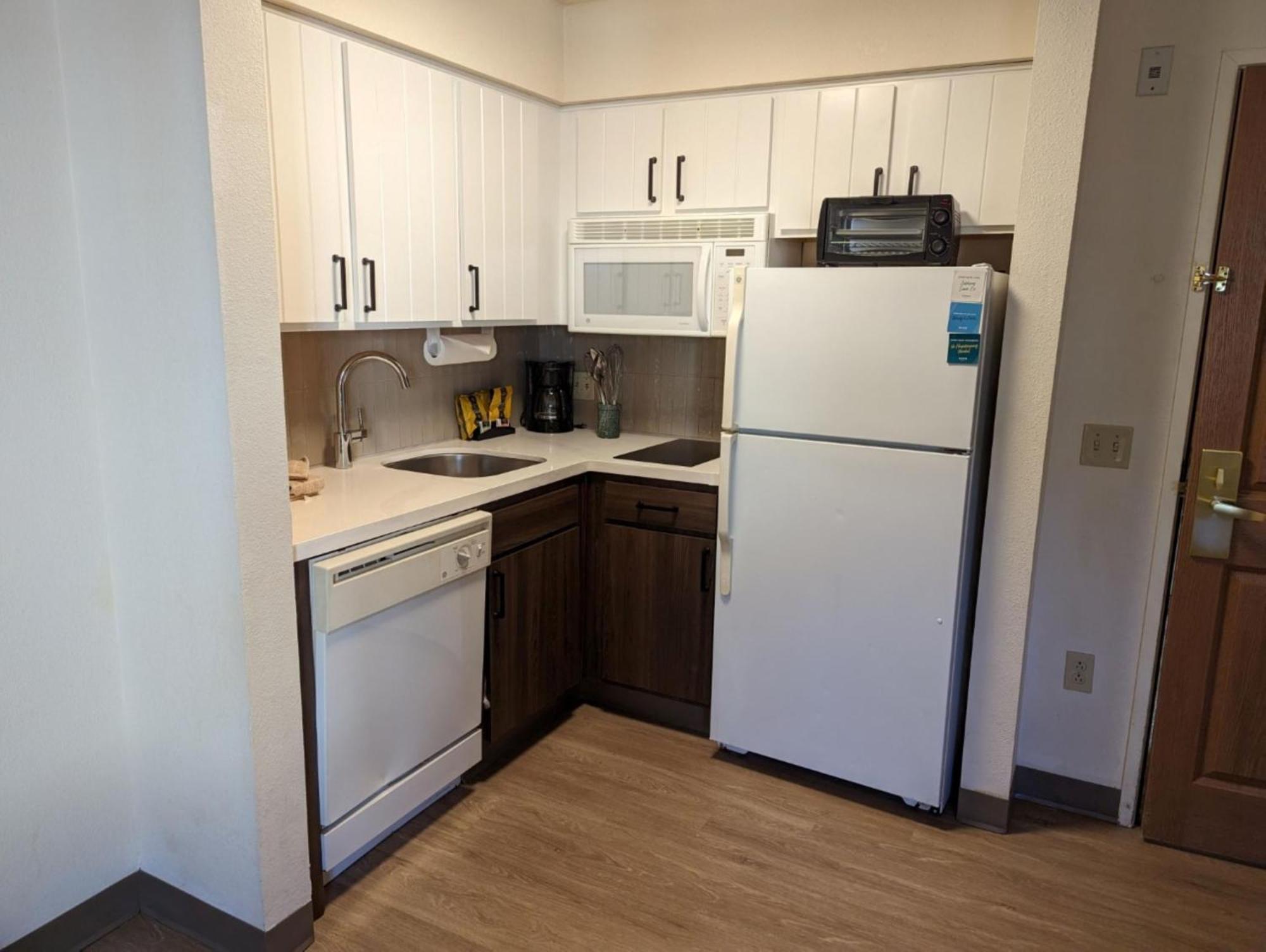 Staybridge Suites Allentown Airport Lehigh Valley By Ihg Exterior photo