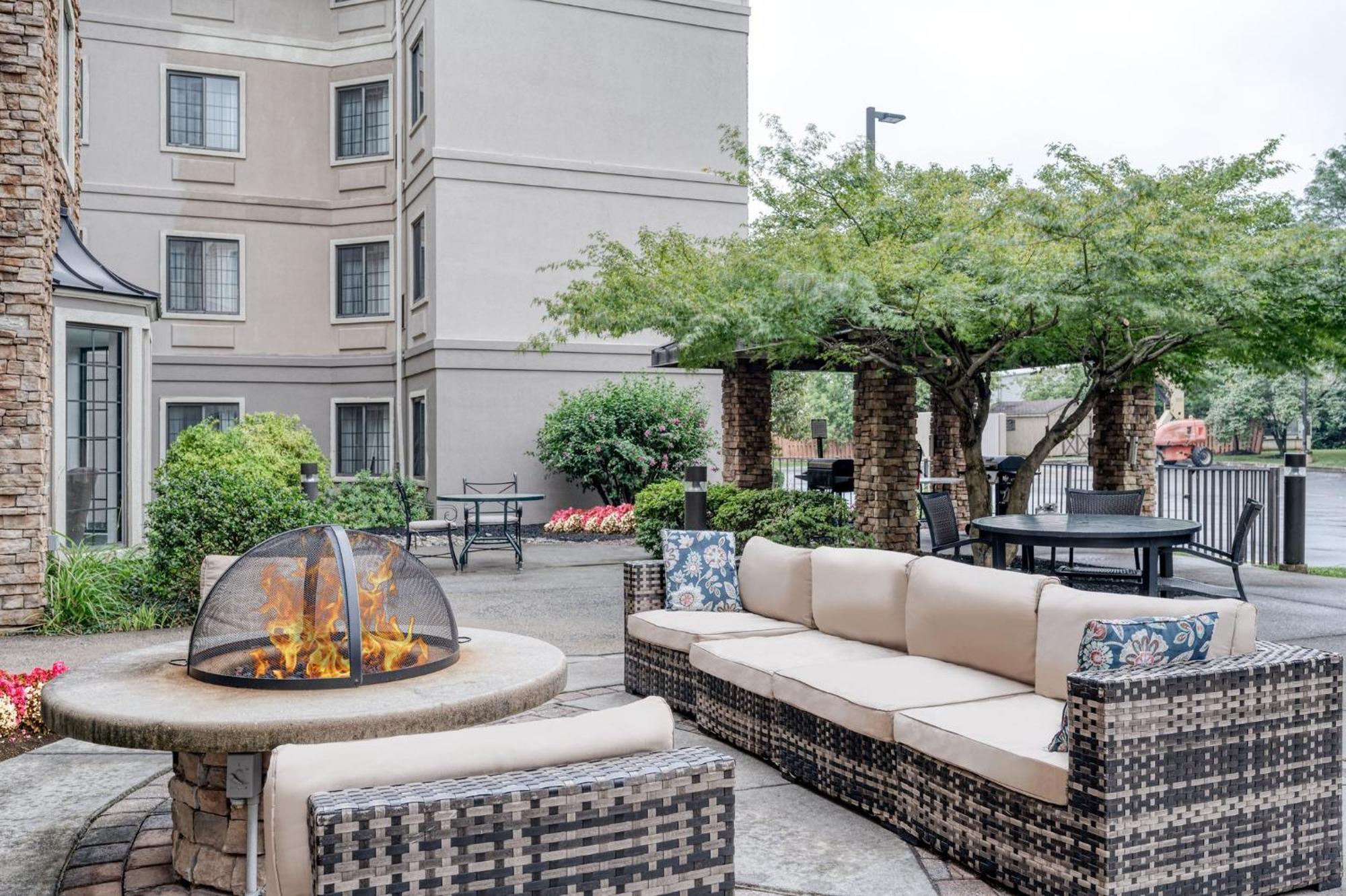 Staybridge Suites Allentown Airport Lehigh Valley By Ihg Exterior photo
