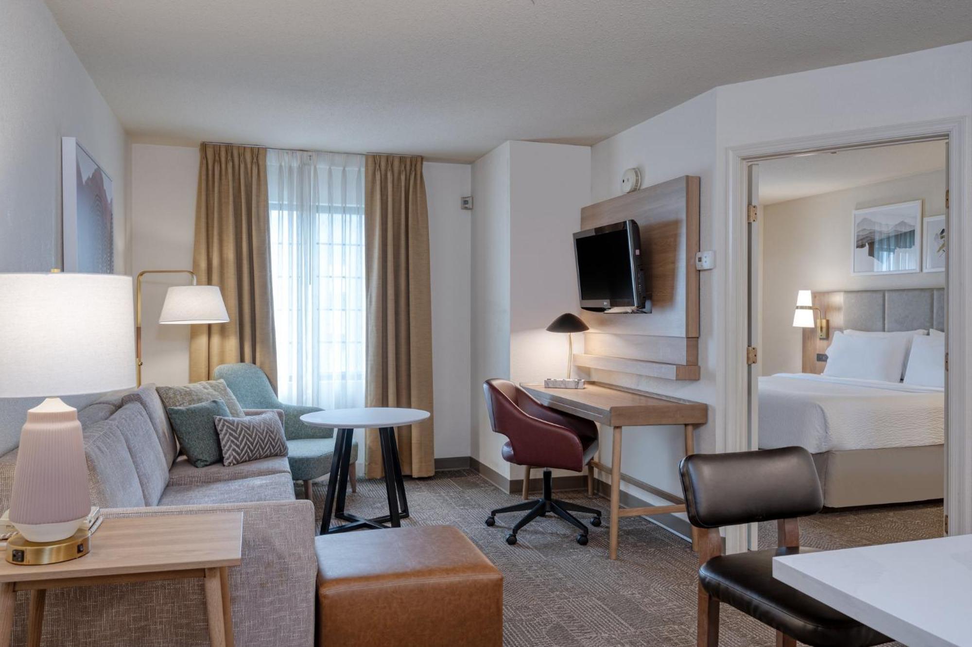 Staybridge Suites Allentown Airport Lehigh Valley By Ihg Exterior photo