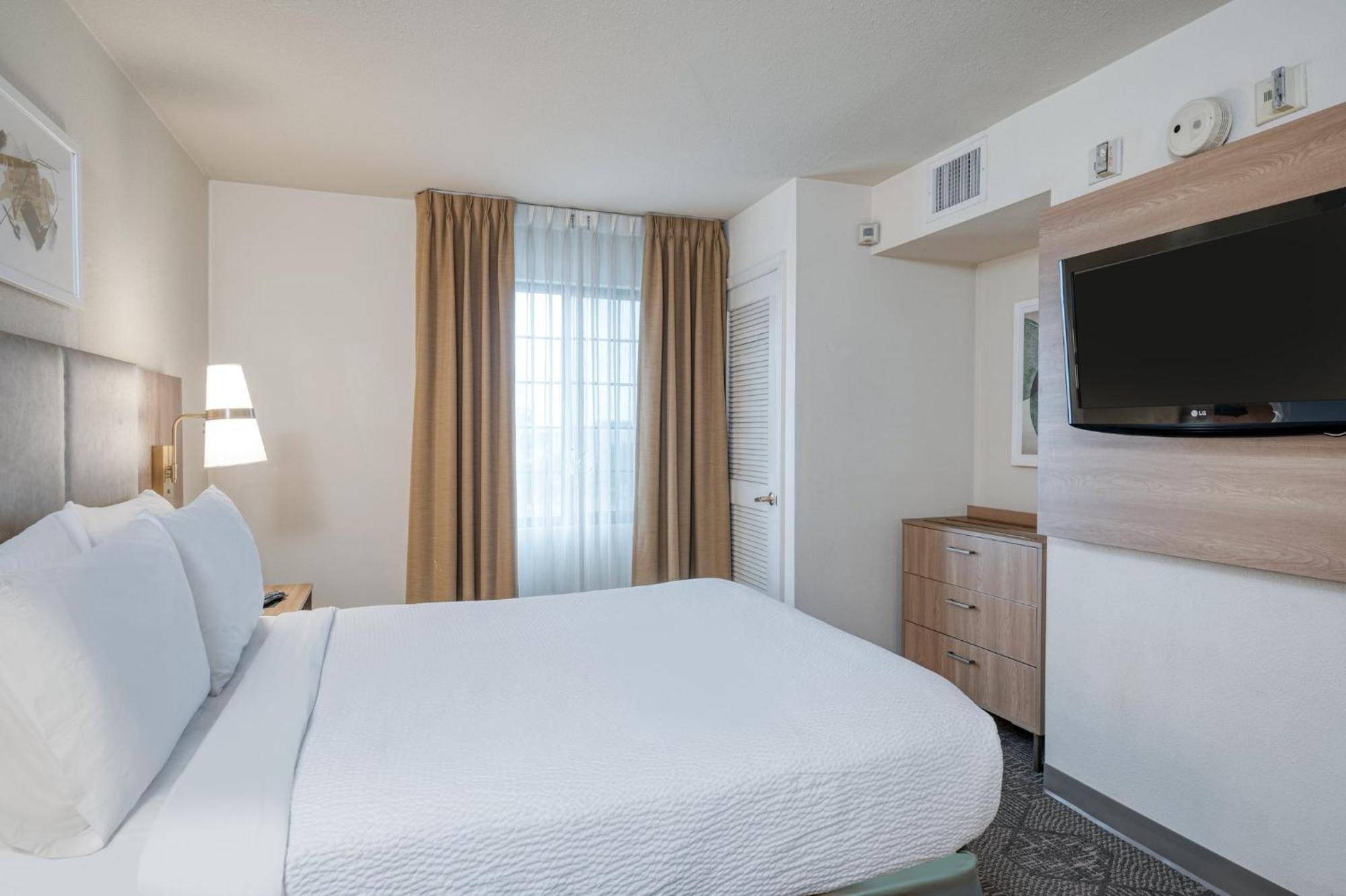 Staybridge Suites Allentown Airport Lehigh Valley By Ihg Exterior photo