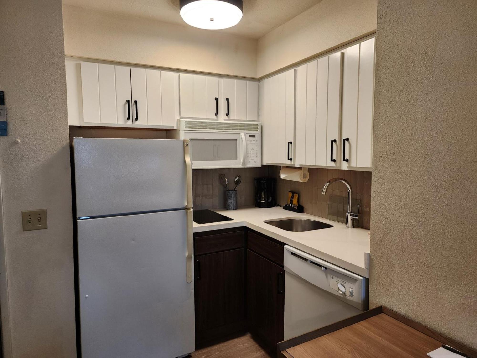 Staybridge Suites Allentown Airport Lehigh Valley By Ihg Exterior photo